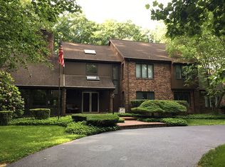 1240 Oakdale Dr, York, PA 17403