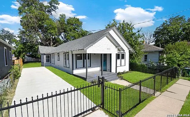 Building Photo - 823 N Palmetto