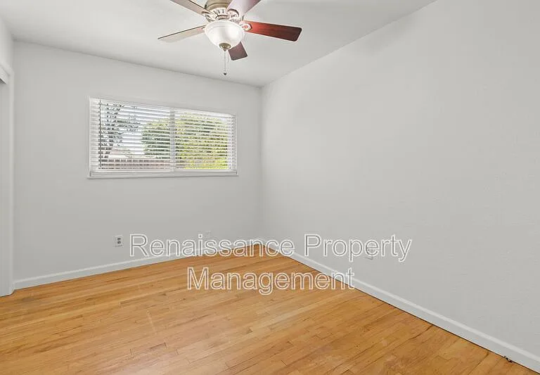 5619 N El Dorado St — Photo 24