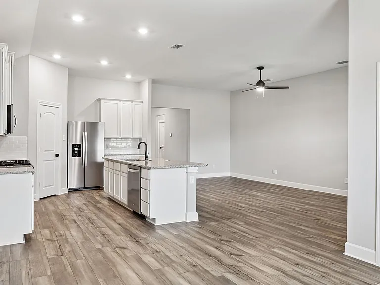 2113 Atwood Dr — Photo 13