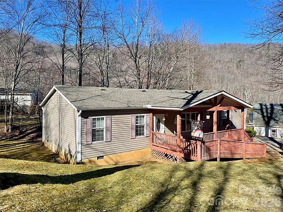 2nd image of 23 Mahan Ln