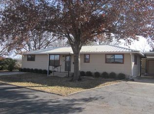 225 W 9th St, Baird, TX 79504