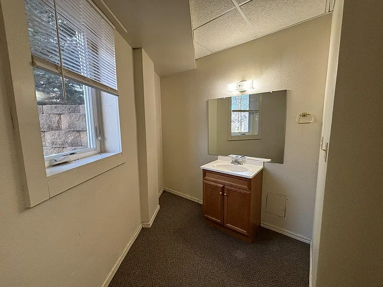 Highland Apartments — Photo 27