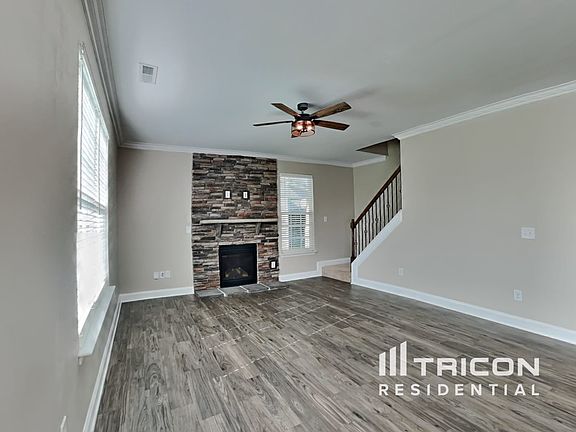 3rd image of 636 Olsen Dr