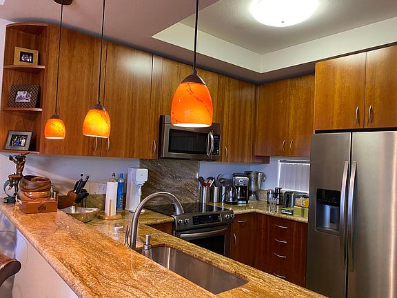 3rd image of 92-1475 Aliinui Dr APT 20H