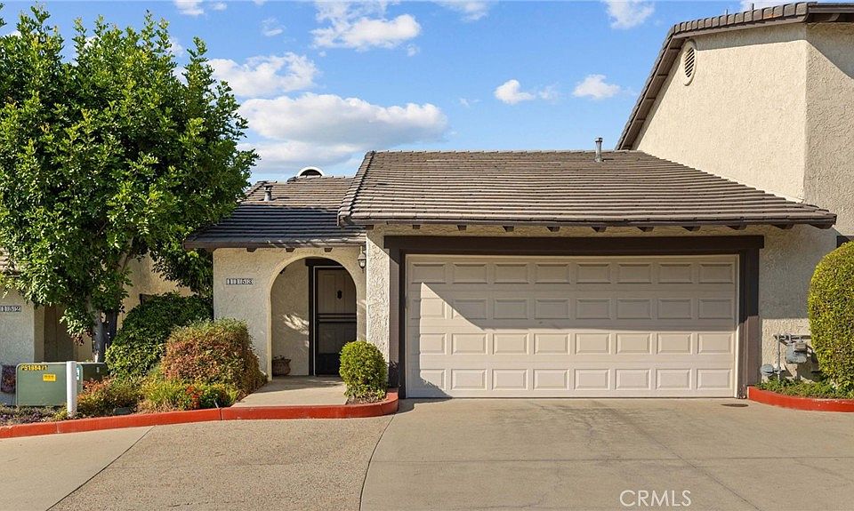 1st image of 1153 Strawberry Ln