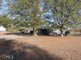 486 E Seminole Dr, Byron, GA 31008