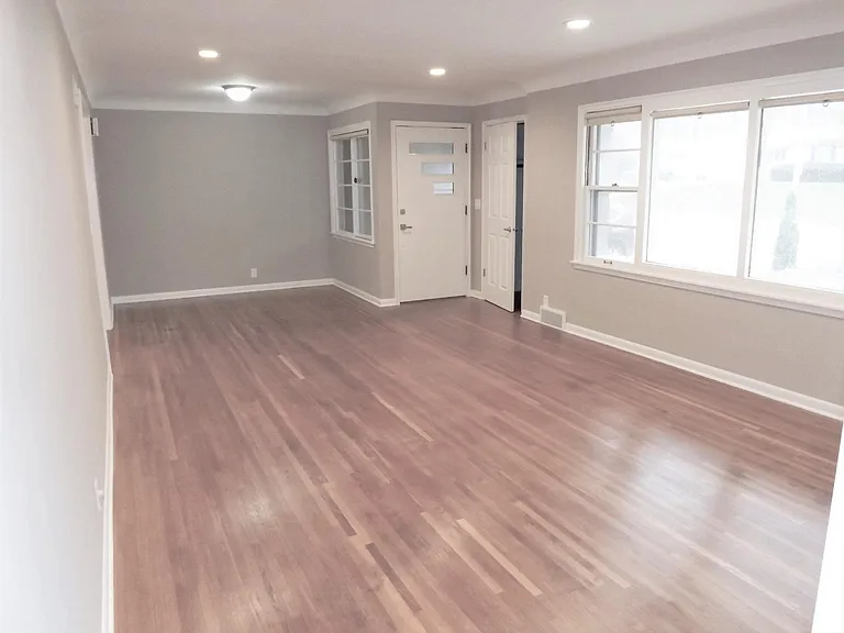 708 S 67th St — Photo 14