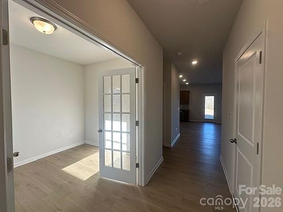 5th image of 2151 Catawba Trace Dr