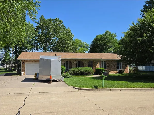 624 Cortez Dr, Forsyth, IL 62535