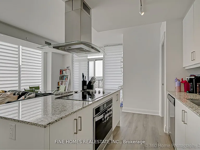 20 Gatineau Dr #1508 — Photo 2