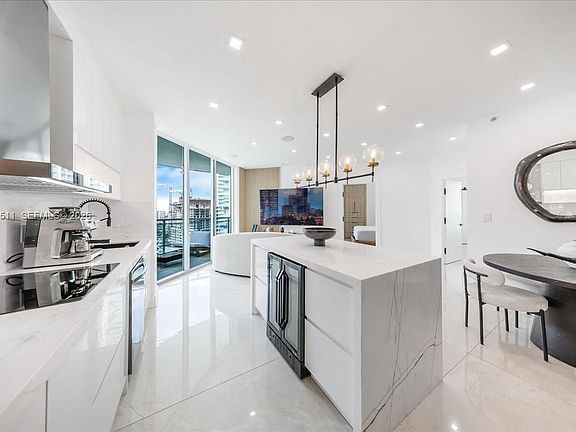 4th image of 350 S Miami Ave APT 2314