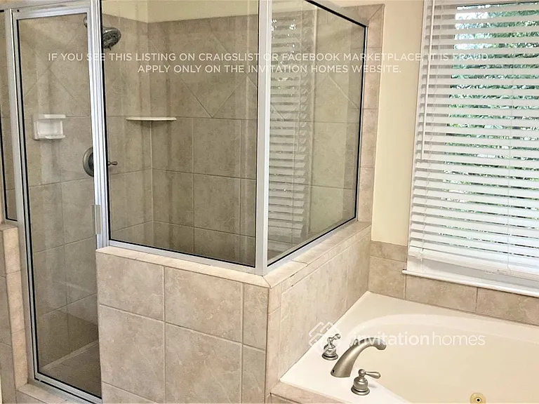660 Brittany Manor Ln — Photo 21