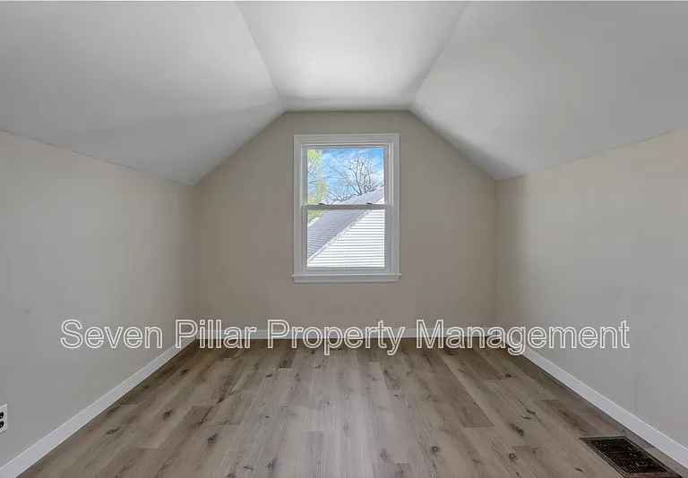 406 Beechtree Rd — Photo 20