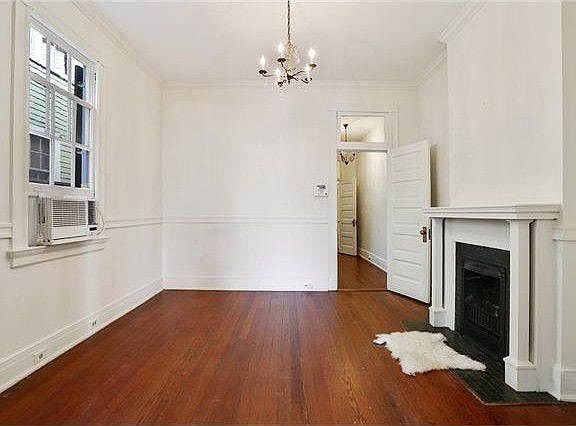 4th image of 2346 Camp St