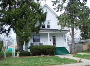 7526 17th Ave, Kenosha, WI 53143