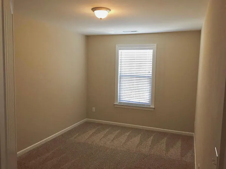 2124 Junewood Ln — Photo 12