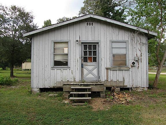 Side of dwelling