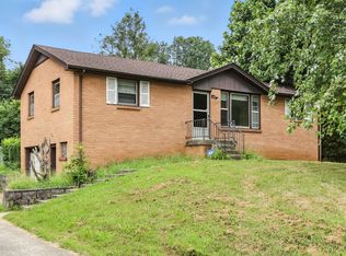 10 Fountainbleau Rd, Clarksville, TN 37042