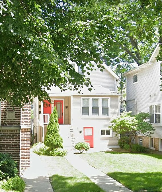 1st image of 4853 N Hoyne Ave APT 2
