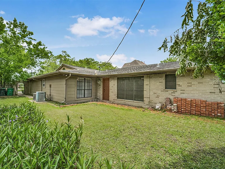5147 Beechnut St — Photo 26