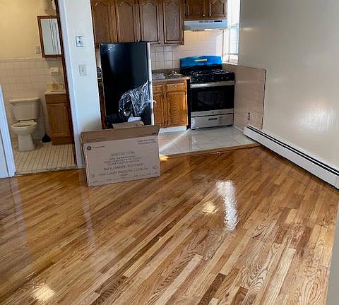 4th image of 114 Rogers Ave #3C