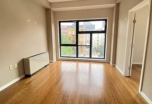 Rented by REAL New York | media 7