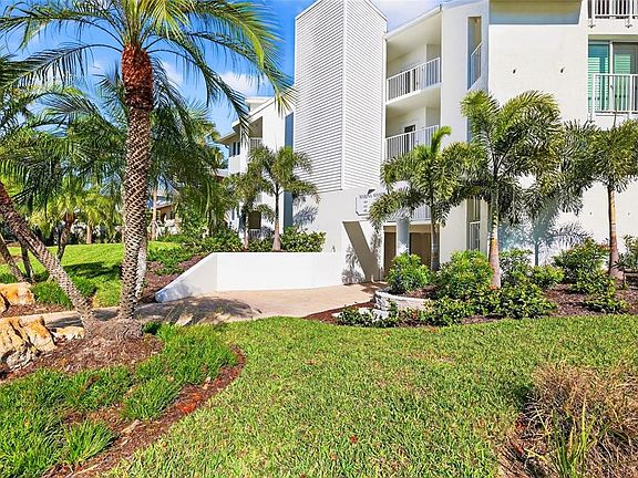 3rd image of 5858 Gasparilla Rd #39