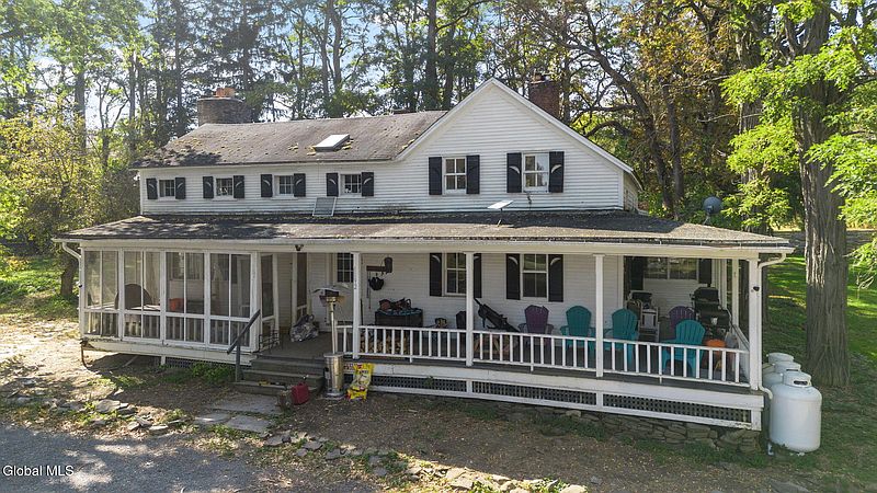 2nd image of 1192 Bradt Hollow Road
