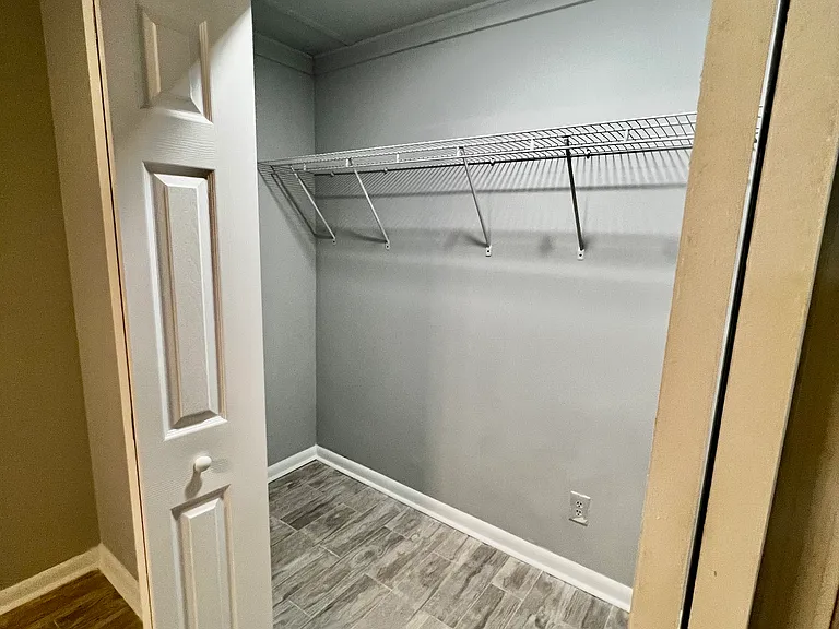 3942 Kirksford Dr — Photo 15