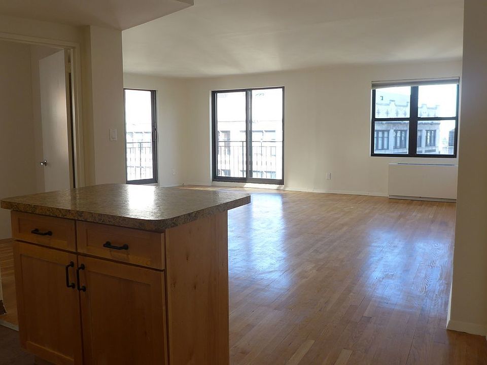 1st image of 70 E 12th St APT 12D