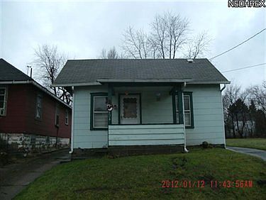 1st image of 524 S Loveless Ave