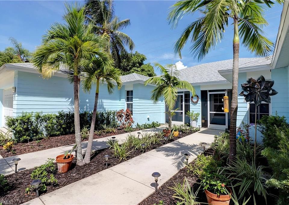 1st image of 4521 SW Santa Barbara Pl #4523