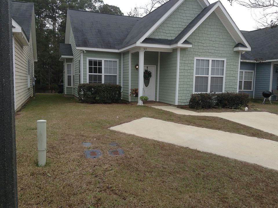 2nd image of 315 Summercreek Cv
