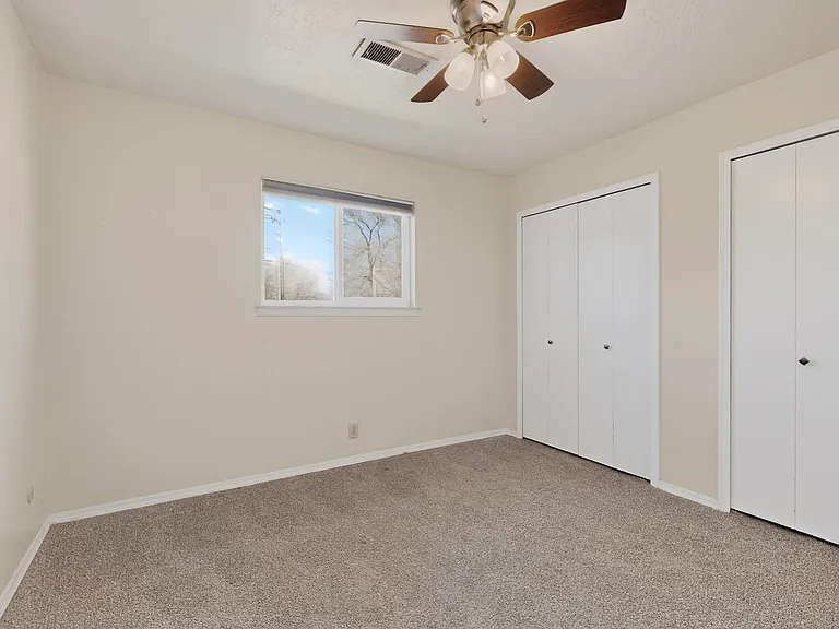6500 Martin Ct NE — Photo 24