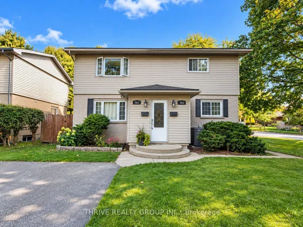 562 Knights Hill Rd, London, ON N6J 3A2