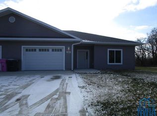 3002 11th, Sioux City, IA 51100