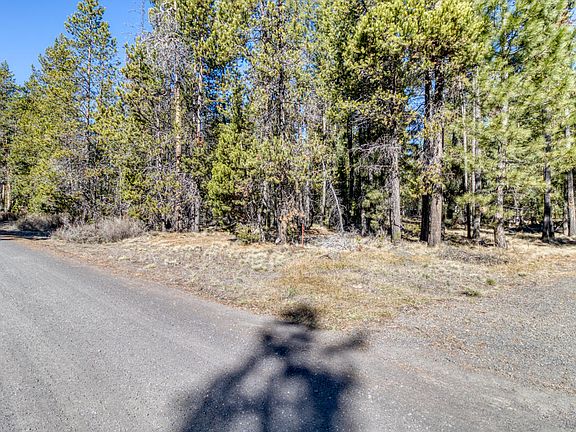 4th image of 16948 Rosemead Rd