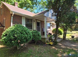 586 Hardtimes Rd, Farmville, VA 23901