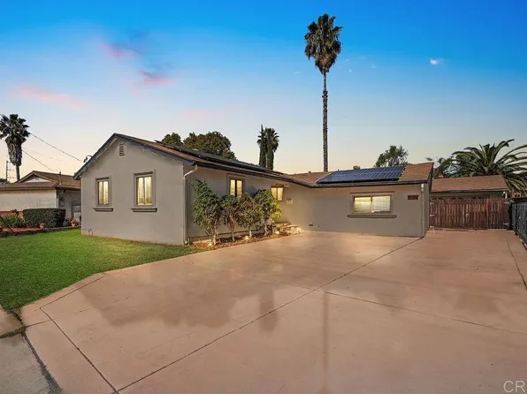 1126 E Rustic Rd E, Escondido, CA 92025