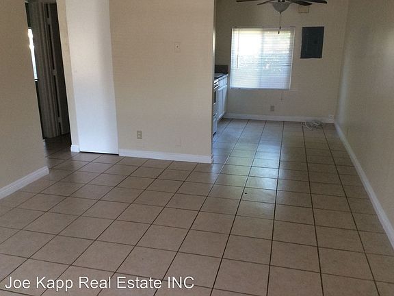5th image of 208 E Santa Barbara St APT A