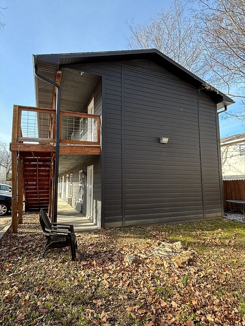 942 W Holly St Fayetteville, AR 72703 — Photo 4