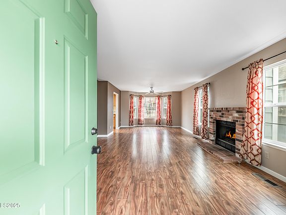 4th image of 1523 Woodhaven Ln