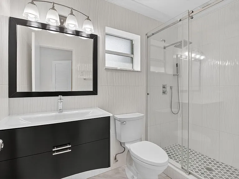 937 Banyan Dr — Photo 14