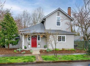 1304 NE Irvine St, McMinnville, OR