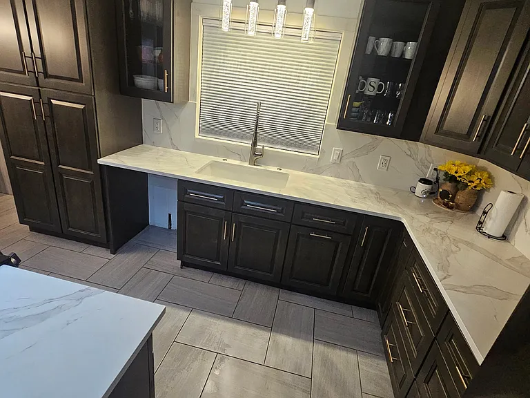 1373 Clements Cir #A — Photo 2