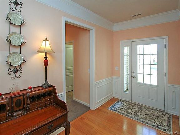 5th image of 26500 Sandpiper Ct