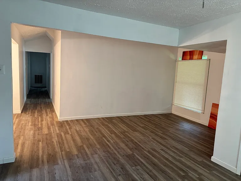 21315 Carisbrook Ln — Photo 14