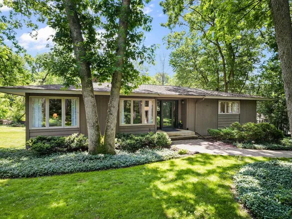7100 Applewood Dr, Madison, WI 53719