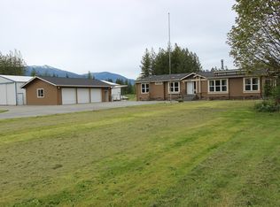 8739 Pinelli Rd, Sedro Woolley, WA 98284